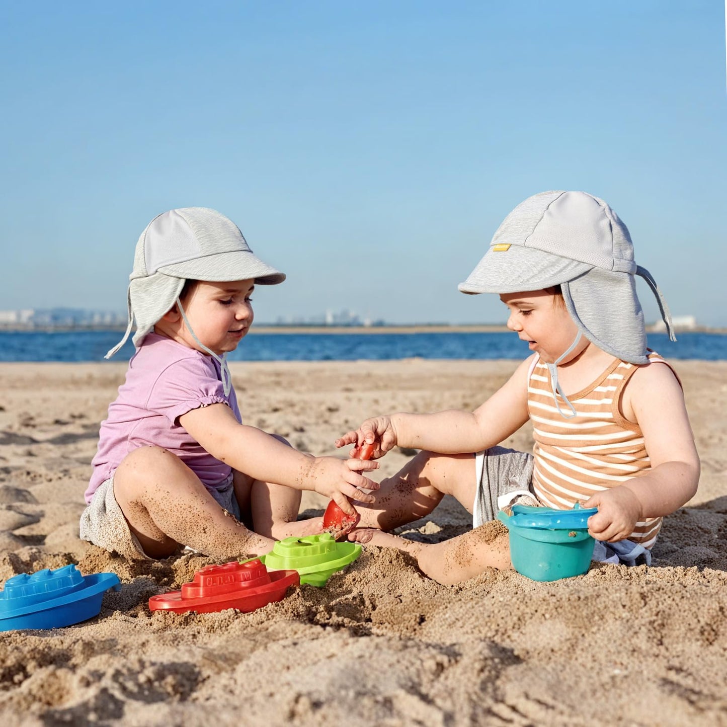 HONGTEYA Baby Sun Hat with Breathable Mesh, UPF 50+ Cotton Adjusrtable Unisex Toddler Sun Hat for Summer Beach Swim