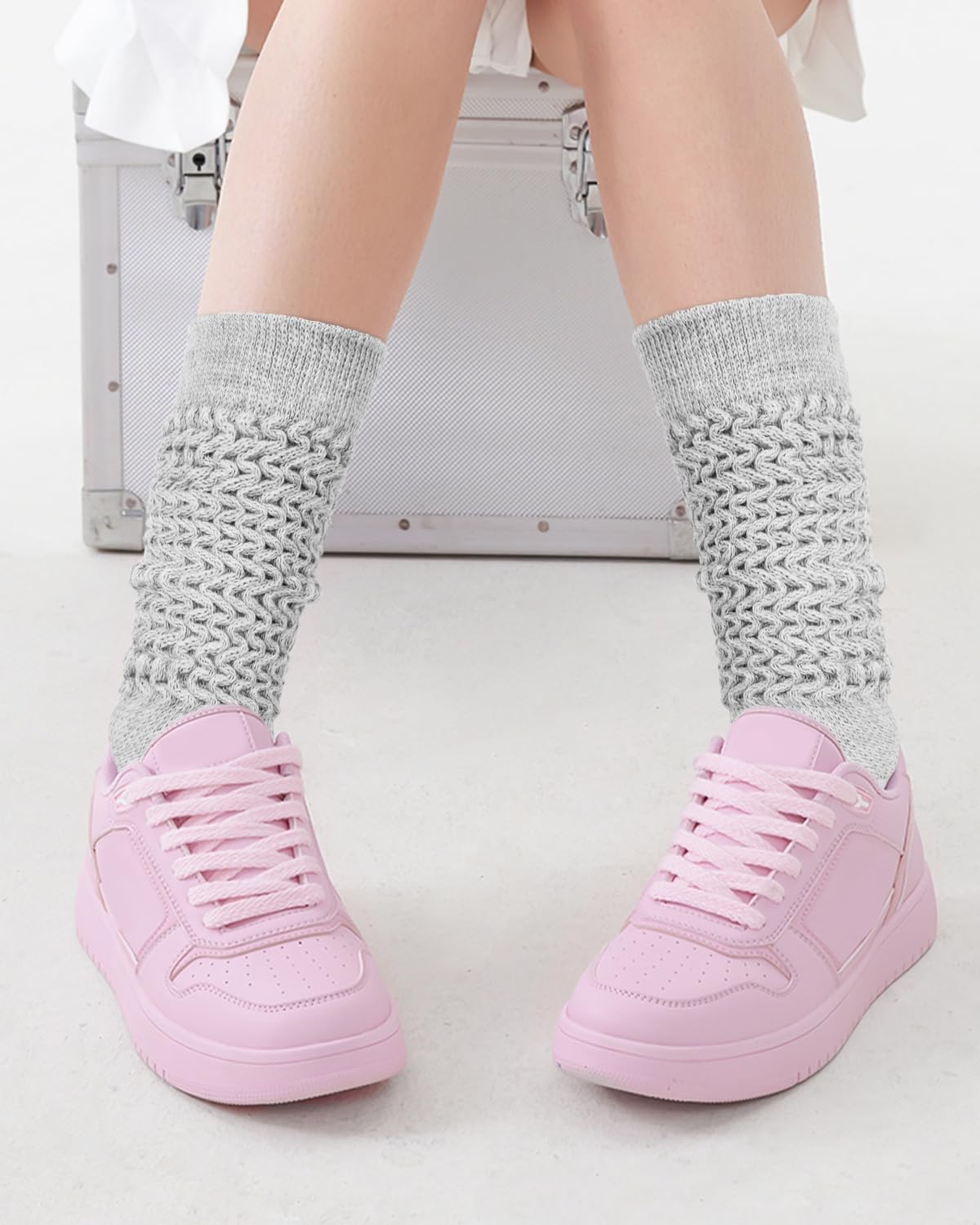 HONGTEYA Slouchy Socks for Women Slouch Scrunch Knee High Boot Socks Soft Long Socks Cozy Crew Socks Leg Warmers